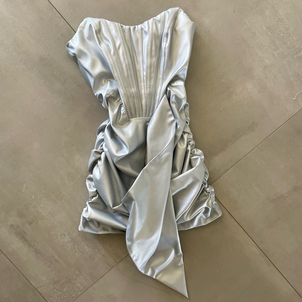 Lavish Alice Strapless Ruched Metallic Silver Mini Dress – Size US 8